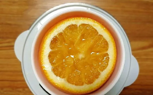 吃了盐橙子能吃止咳药吗