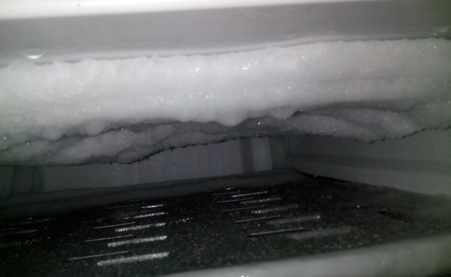 冰箱结冰怎么回事怎么处理